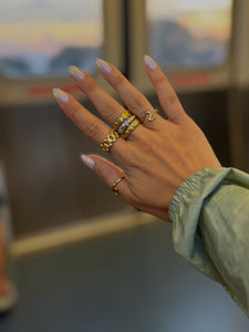 Elise Gold Ring