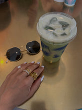 Cargar imagen en el visor de la galería, Tassell Gold Ring
