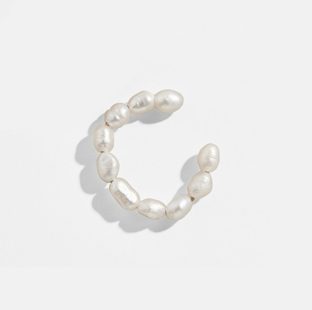 Ella Pearl Earcuff