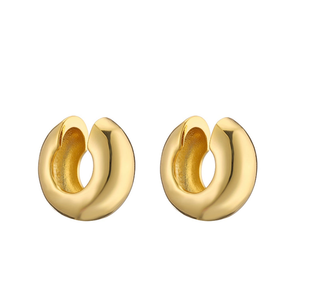 Classic Bold Gold Earcuff